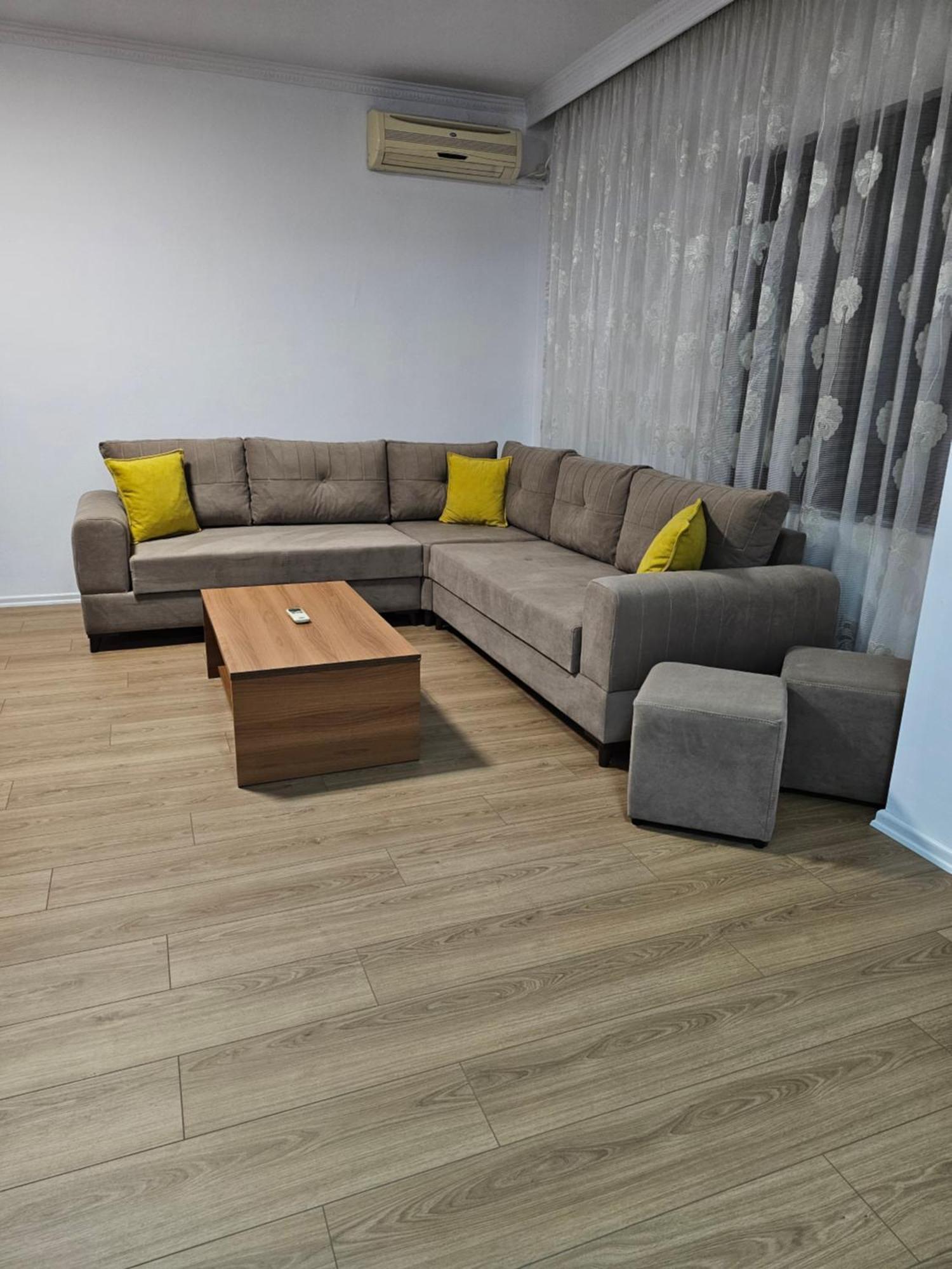Geljus Apartment 2 Tirana Exterior photo